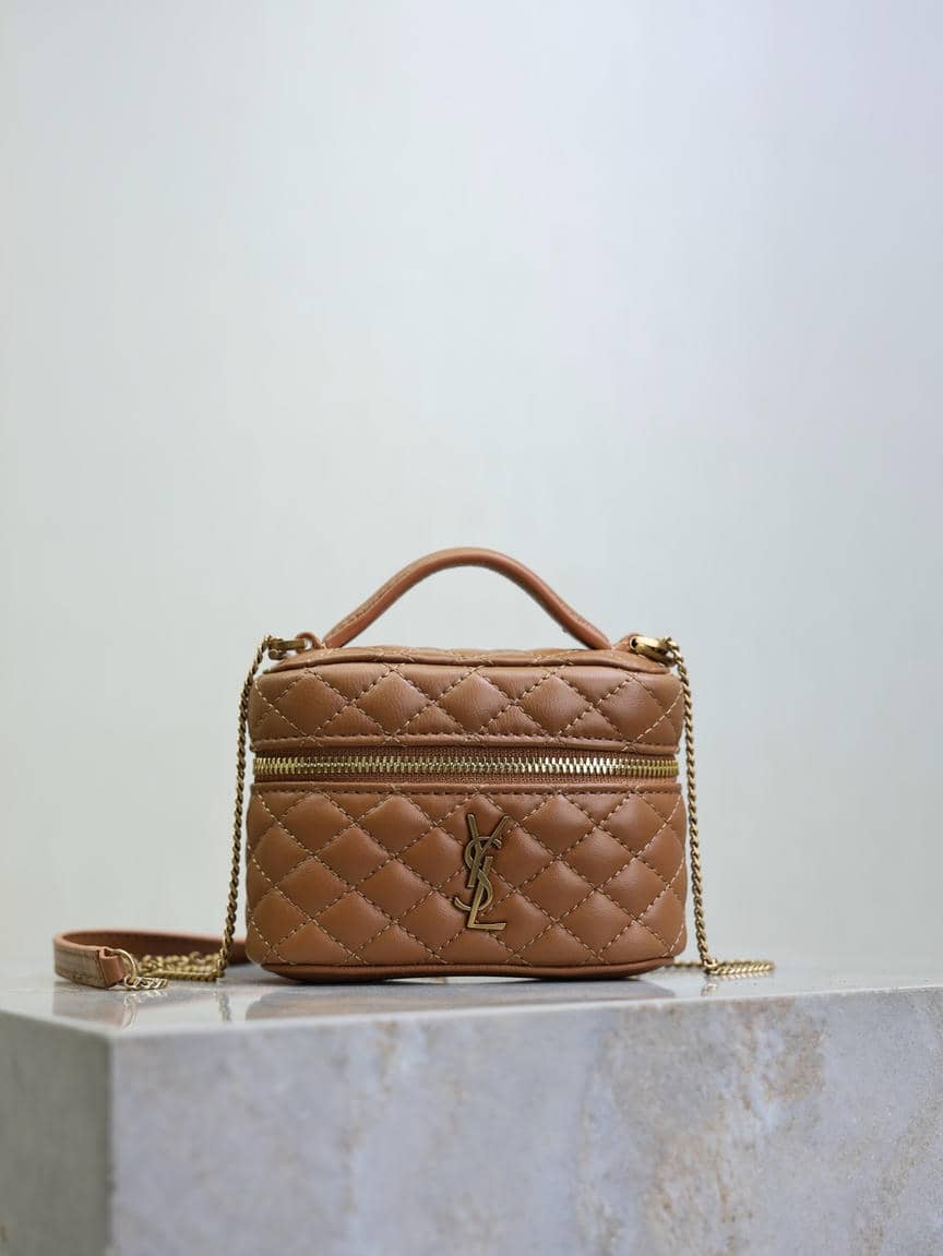 1 Makeup Bag-2